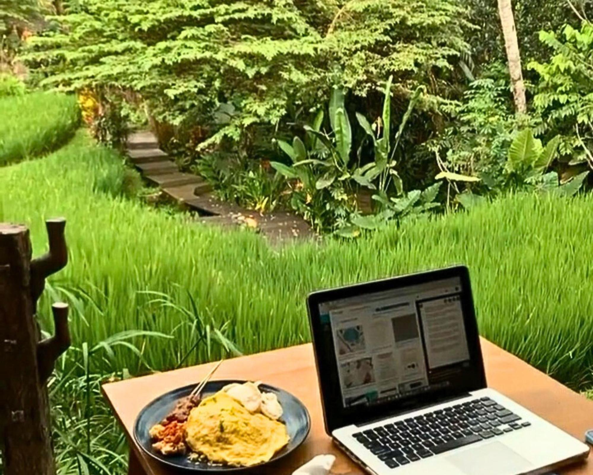 Menzel Ubud Exterior photo